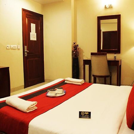 Oyo Premium Kaushambi Hotel Indirapuram Buitenkant foto