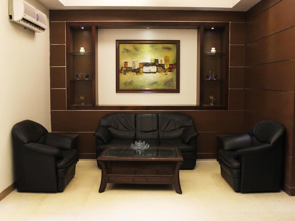 Oyo Premium Kaushambi Hotel Indirapuram Buitenkant foto